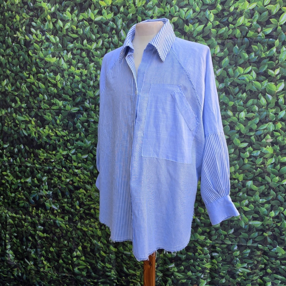 MilliBon Blue White Striped Oversized Button Up Shirt Womens Small Cottagecore
